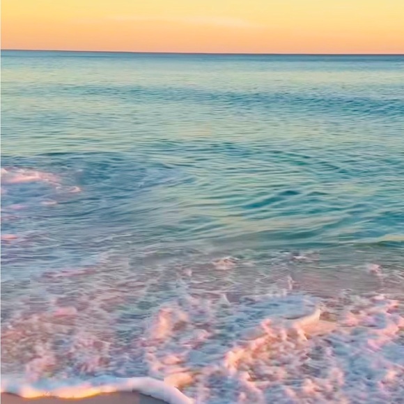 Please share & like “❤️” my flyer for my Next Live Steals & Deals Show! - Picture 11 of 14